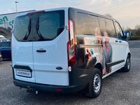 Second-hand Ford Transit Custom 105 CP (77 kW) 2016 Alb Monovolum
