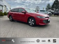 Gebraucht VW Passat Business 150 PS (110 kW) 2024 Chili red metallic Kombi