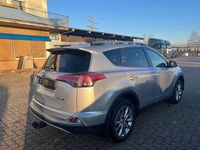 Gebraucht Toyota RAV4 T3 143 PS (105 kW) 2018 Silber SUV