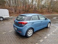 Gebraucht Hyundai i20 Active 75 PS (55 kW) 2018 Blau Kleinwagen