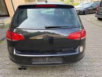 Gebraucht VW Golf VII LOUNGE 150 PS (110 kW) 2015 Deep black perleffekt Kleinwagen