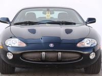 Używany Jaguar XKR 363 KM (266 kW) 2001 Czarny Coupe