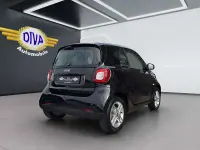 Gebraucht Smart ForTwo Coupé 60 kW (82 PS) 2022 Schwarz Coupé
