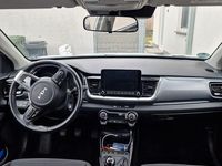 Gebraucht Kia Stonic Vision 84 PS (61 kW) 2024 Weiß SUV