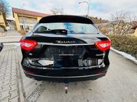 Gebraucht Maserati Levante 275 PS (202 kW) 2018 Schwarz SUV