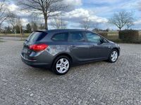 gebraucht Opel Astra 1.7 CDTI Sports~Klima~Tempomat~AHK~1.Hand