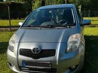 Gebraucht Toyota Yaris Cool 87 PS (63 kW) 2008 Grau Kleinwagen