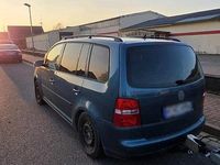 Gebraucht VW Touran 105 PS (77 kW) 2004 Blau Van / Kleinbus