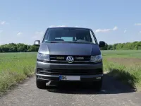 Gebraucht VW Multivan 150 PS (110 kW) 2019 Grau Van / Kleinbus