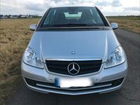 Gebraucht Mercedes A160 95 PS (69 kW) 2011 Silber Limousine