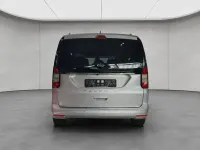 Neu Ford Tourneo Connect Titanium 122 PS (89 kW) 2025 Silber Van / Kleinbus