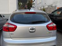 Gebraucht Kia Rio Edition 7 86 PS (63 kW) 2014 Grau Kleinwagen