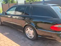 Używany Mercedes E230 204 KM (150 kW) 2007 Czarny Kombi