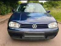Gebraucht VW Golf VIII 75 PS (55 kW) 2026 Blau Kleinwagen
