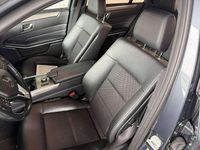 Gebraucht Mercedes E300 231 PS (169 kW) 2014 Selenitgrau Limousine