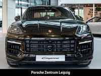 Gebraucht Porsche Cayenne 470 PS (345 kW) 2025 Gruen SUV