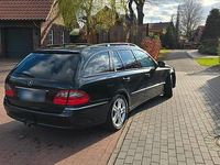 Używany Mercedes E280 190 KM (139 kW) 2007 Czarny Kombi
