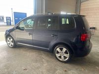 Gebraucht VW Touran Cup 140 PS (102 kW) 2015 Night blue metallic Van / Kleinbus
