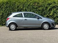 Gebraucht Opel Corsa Selection 69 PS (50 kW) 2012 Silber Kleinwagen