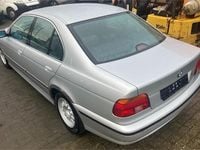 Gebraucht BMW 520 150 PS (110 kW) 2000 Silber Limousine