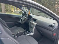 Gebraucht Opel Astra 90 PS (66 kW) 2009 Weiß Coupé