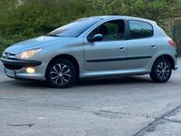 gebraucht Peugeot 206 //Wenig Km// TÜV