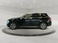 Gebraucht Mercedes GLC220 194 PS (142 kW) 2022 Unilack schwarz SUV