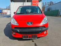 Gebraucht Peugeot 1007 Premium 88 PS (64 kW) 2006 Rot Van / Kleinbus