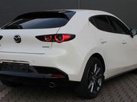 Second-hand Mazda 3 122 CP (89 kW) 2020 Alb Berlinǎ