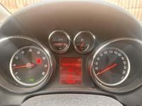 Gebraucht Opel Astra 140 PS (102 kW) 2010 Blau Kleinwagen