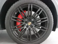 Gebraucht Porsche Macan Performance Package 441 PS (324 kW) 2017 Grau SUV
