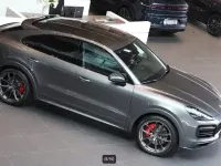 Gebraucht Porsche Cayenne 460 PS (338 kW) 2023 Grau SUV