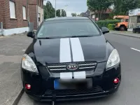 Gebraucht Kia Ceed 126 PS (92 kW) 2008 Schwarz Kleinwagen