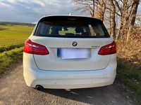 Gebraucht BMW 218 150 PS (110 kW) 2016 Weiß Kombi