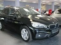 Gebraucht BMW 218 Sport Line 136 PS (100 kW) 2018 Schwarz Kombi