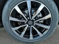 Neu VW Multivan Edition 150 PS (110 kW) 2025 Starlight blau metallic Van / Kleinbus