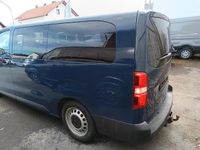 Gebraucht Peugeot Expert 179 PS (131 kW) 2018 Farbe blau imperial/typ aussenve Van