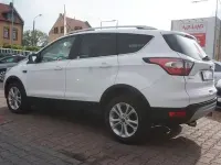 Gebraucht Ford Kuga 150 PS (110 kW) 2017 Weiß SUV
