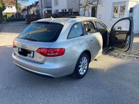 Gebraucht Audi A4 Ambiente 150 PS (110 kW) 2014 Beige Kombi