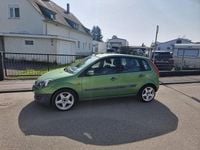 Gebraucht Ford Fiesta 90 PS (66 kW) 2006 Grün Kleinwagen
