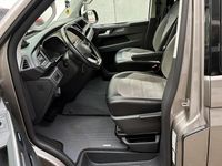 Second-hand VW Multivan Generation Six 199 CP (146 kW) 2020 Maro Monovolum