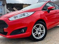 Gebraucht Ford Fiesta 101 PS (74 kW) 2016 Rot Kleinwagen
