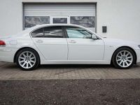Gebraucht BMW 740 306 PS (225 kW) 2008 Weiß Limousine