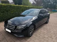 Gebraucht Mercedes E220 194 PS (142 kW) 2018 Schwarz Limousine