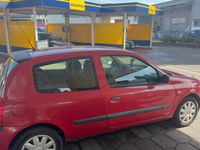 Second-hand Renault Clio II 2004 Roșu Hatchback