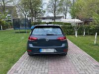 Gebraucht VW e-Golf 100 kW (136 PS) 2021 Grau Kleinwagen