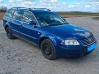 Gebraucht VW Passat 116 PS (85 kW) 2001 Blau Kombi