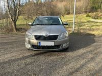 gebraucht Skoda Fabia 1.2l TSI 63kW Elegance Combi