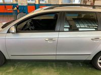 Gebraucht VW Passat 140 PS (102 kW) 2007 Silber Kombi