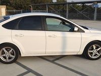 Gebraucht Ford Focus Style 145 PS (106 kW) 2009 Weiß Limousine
